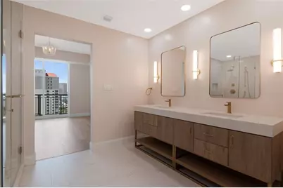 450 Knights Run Avenue #1503, Tampa, FL 33602 - Photo 11