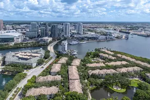 450 Knights Run Ave, Tampa, FL 33602 - Photo 3