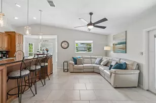 2521 Gulf Breeze Cir, Palm Harbor, FL 34683 - Photo 21