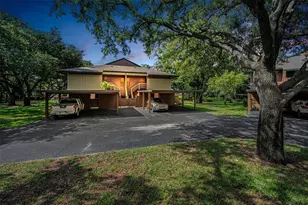 2205 Lennox Rd E, Palm Harbor, FL 34683 - Photo 1