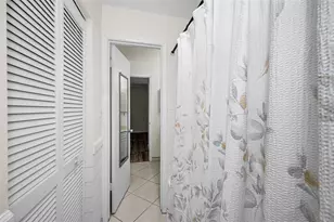 2205 Lennox Rd E, Palm Harbor, FL 34683 - Photo 27