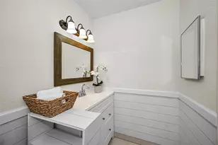 2205 Lennox Rd E, Palm Harbor, FL 34683 - Photo 25