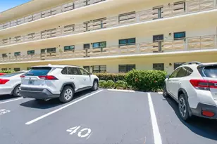 6070 80th St N, Saint Petersburg, FL 33709 - Photo 7