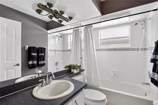 22523 Willow Lakes Dr, Lutz, FL 33549 - Photo 29