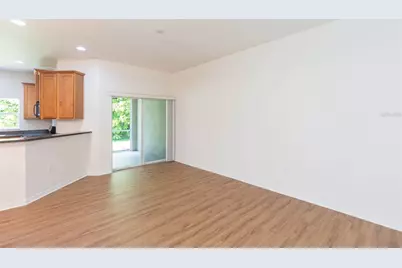 4473 Amberly Oaks Court, Tampa, FL 33614 - Photo 9