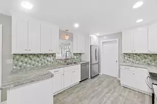917 E Valencia St, Lakeland, FL 33805 - Photo 5