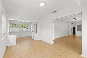 1431 57th St S, Gulfport, FL 33707 - Photo 13