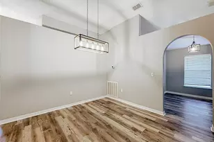 31806 Parkdale Dr, Leesburg, FL 34748 - Photo 5