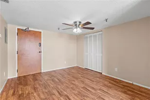 7432 Sunshine Skyway Ln S, Saint Petersburg, FL 33711 - Photo 15