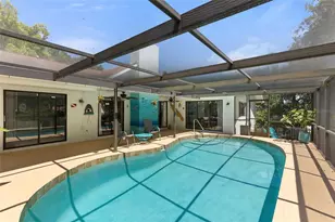 2786 Valencia Ln W, Palm Harbor, FL 34684 - Photo 27