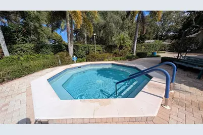 1025 Lake Avoca Place, Tarpon Springs, FL 34689 - Photo 49