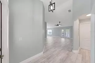 1025 Lake Avoca Pl, Tarpon Springs, FL 34689 - Photo 15