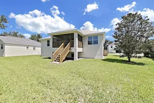 1025 Lake Avoca Pl, Tarpon Springs, FL 34689 - Photo 7