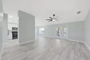 1025 Lake Avoca Pl, Tarpon Springs, FL 34689 - Photo 13