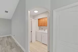 1025 Lake Avoca Pl, Tarpon Springs, FL 34689 - Photo 27