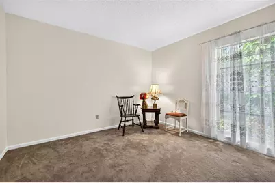 910 Hillside Drive, Lutz, FL 33549 - Photo 15