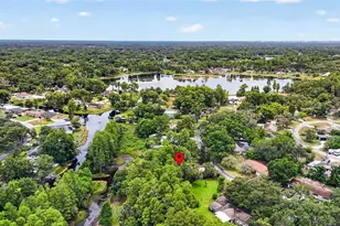910 Hillside Dr, Lutz, FL 33549 - Photo 5