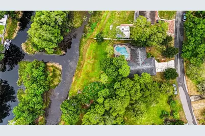 910 Hillside Drive, Lutz, FL 33549 - Photo 35