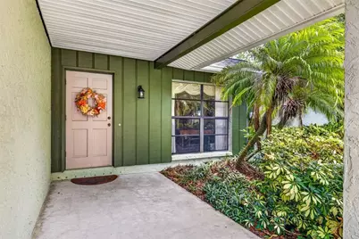 910 Hillside Drive, Lutz, FL 33549 - Photo 7