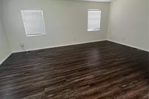 6910 S Trask St, Tampa, FL 33616 - Photo 3