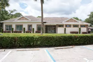 7445 Crestwood Dr, Weeki Wachee, FL 34613 - Photo 35