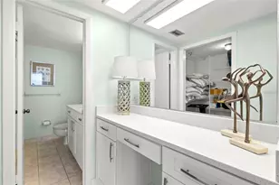 7100 Sunshine Skyway Ln S, Saint Petersburg, FL 33711 - Photo 27