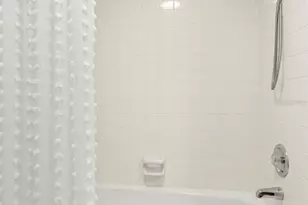 7100 Sunshine Skyway Ln S, Saint Petersburg, FL 33711 - Photo 21