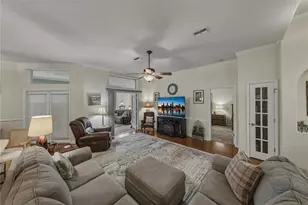 12215 Woodlands Cir, Dade City, FL 33525 - Photo 13