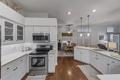 12215 Woodlands Circle, Dade City, FL 33525 - Photo 19
