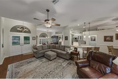 12215 Woodlands Circle, Dade City, FL 33525 - Photo 9