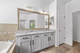 15814 Starling Water Dr, Lithia, FL 33547 - Photo 19