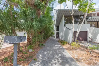 1511 S Bay Villa Place, Tampa, FL 33629 - Photo 5