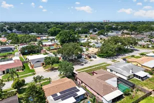12114 Rhonda Terrace, Seminole, FL 33772 - Photo 41