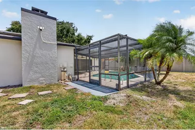 12114 Rhonda Terrace, Seminole, FL 33772 - Photo 31