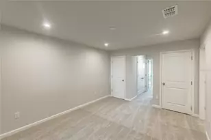 19309 Blue Pond Dr, Lutz, FL 33558 - Photo 13