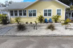 1137 Highland St S, Saint Petersburg, FL 33701 - Photo 1