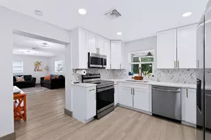 6691 56th Ave N, Saint Petersburg, FL 33709 - Photo 7