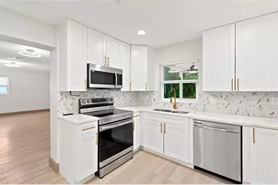 6691 56th Avenue N, Saint Petersburg, FL 33709 - Photo 9