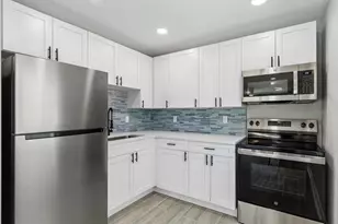 14906 N Bayshore Dr, Madeira Beach, FL 33708 - Photo 29