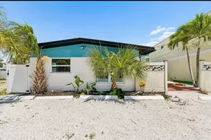 14906 N Bayshore Dr, Madeira Beach, FL 33708 - Photo 51
