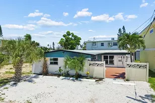 14906 N Bayshore Dr, Madeira Beach, FL 33708 - Photo 53