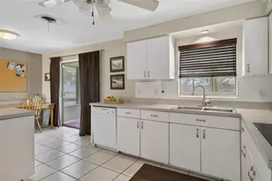 1342 Edmonton Dr, Clearwater, FL 33756 - Photo 9
