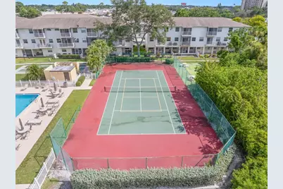 5817 Park Street N #302, Saint Petersburg, FL 33709 - Photo 29