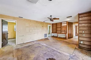5362 Shalley Cir W, Fort Myers, FL 33919 - Photo 7