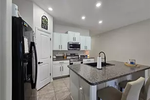 10005 Rose Petal Pl, Riverview, FL 33578 - Photo 13