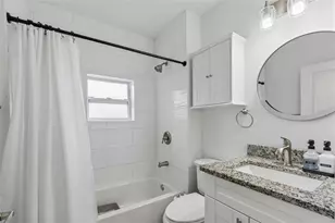 4339 58th Ave N, Saint Petersburg, FL 33714 - Photo 9
