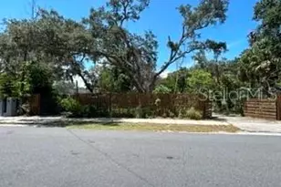 5112 E 122nd Ave, Tampa, FL 33617 - Photo 17