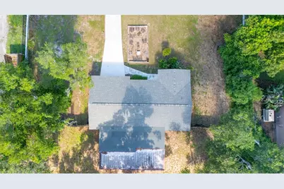 8214 Valrie Lane, Riverview, FL 33569 - Photo 11