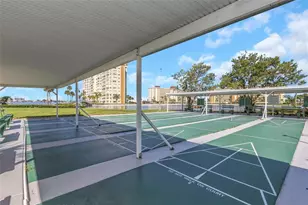 4700 Cove Cir, Saint Petersburg, FL 33708 - Photo 51
