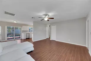 412 Flamingo Dr, Apollo Beach, FL 33572 - Photo 9